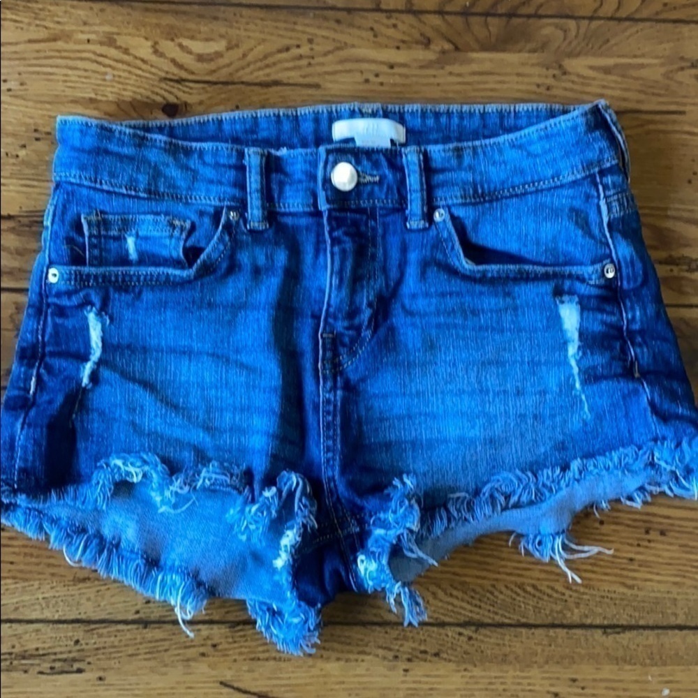 H & M Jean shorts size 4